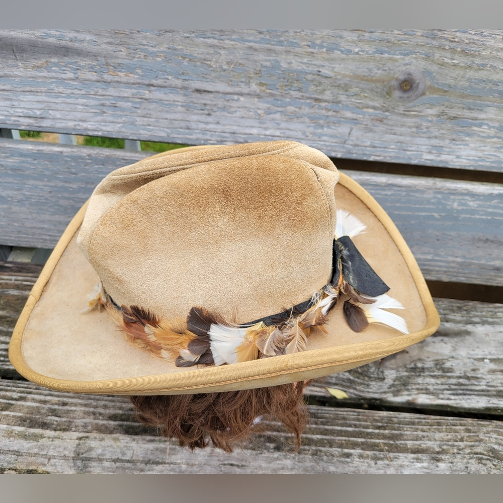 Vintage United Hatters & Millinery Tan Feathers Leather Cowboy Hat Sz Small